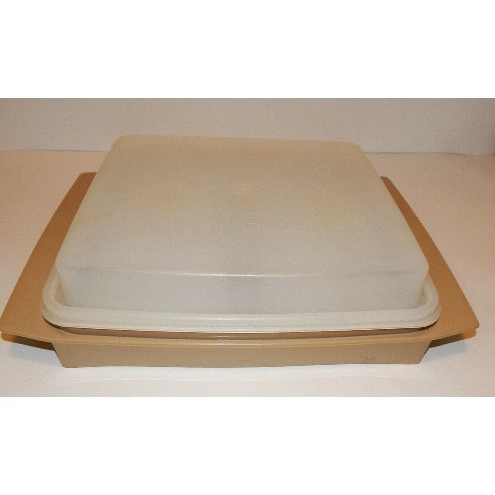 Tupperware Deviled Egg Keeper Carrier Tray Container 723-3 Almond
